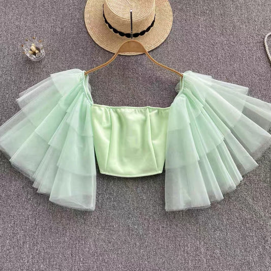 Heromine Ruffled Crop Top