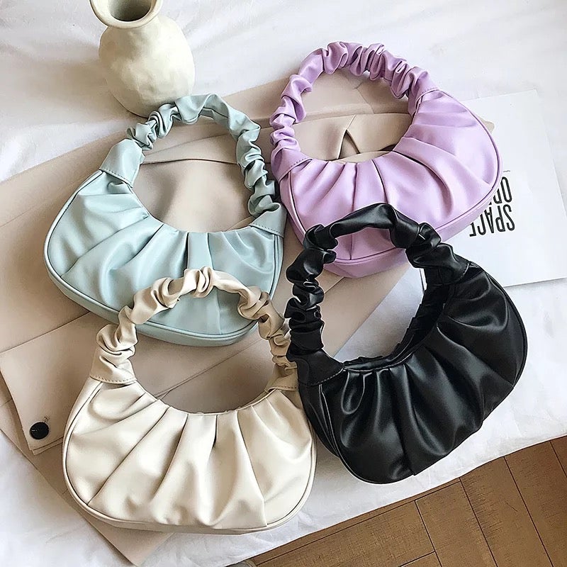 Lavender Elastic Bag. 