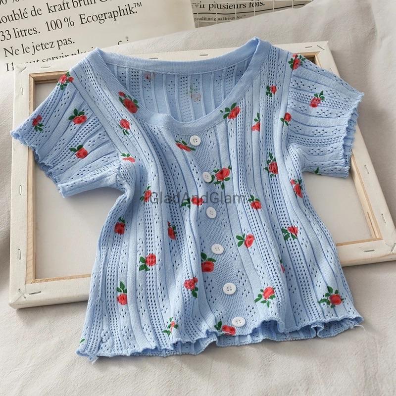 Natalia Floral Buttoned Tee