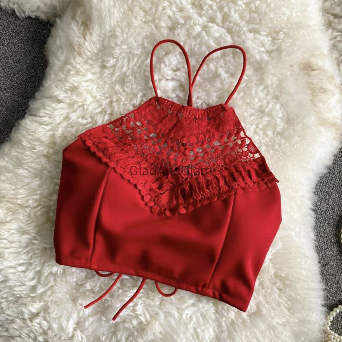 MESH TOP RED